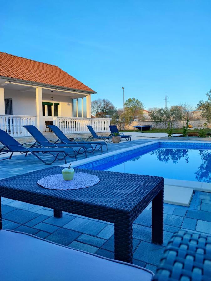 Mediterranean Olive Waterfallskrka-Croatia Villa Gulin Eksteriør billede