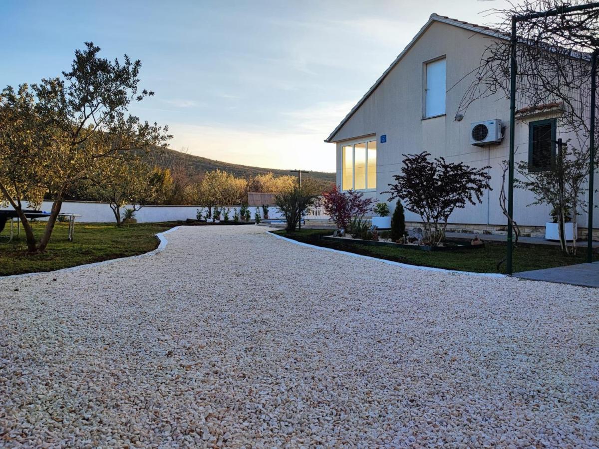 Mediterranean Olive Waterfallskrka-Croatia Villa Gulin Eksteriør billede