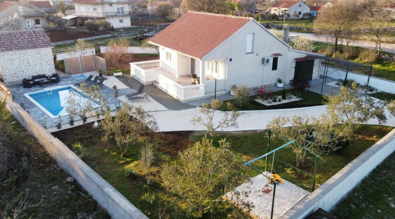 Mediterranean Olive Waterfallskrka-Croatia Villa Gulin Eksteriør billede